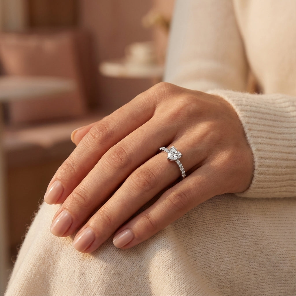 Anillo Flavia Moissanita Corazón 0.5CT