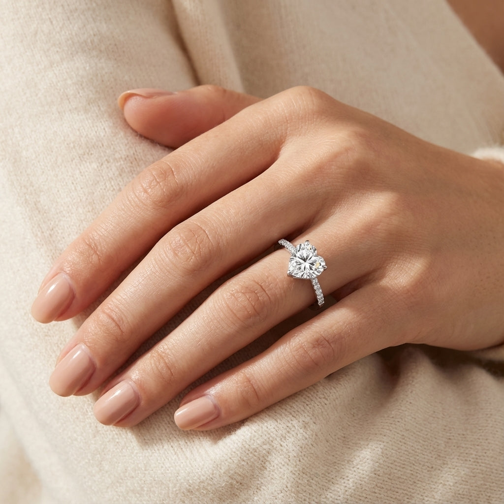 Anillo Julia Moissanita Corazón 2.0CT