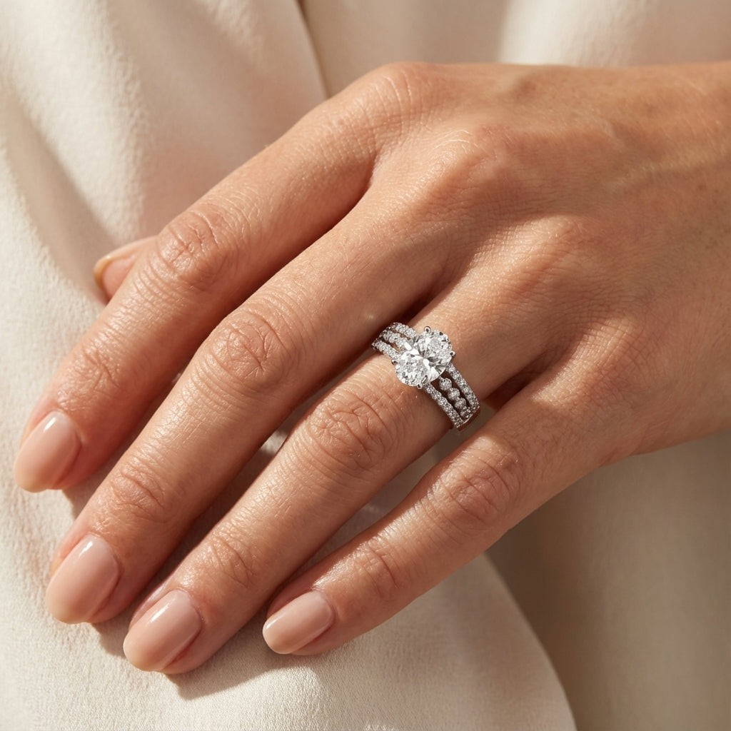 Anillo Juno Moissanita Oval 2.0CT