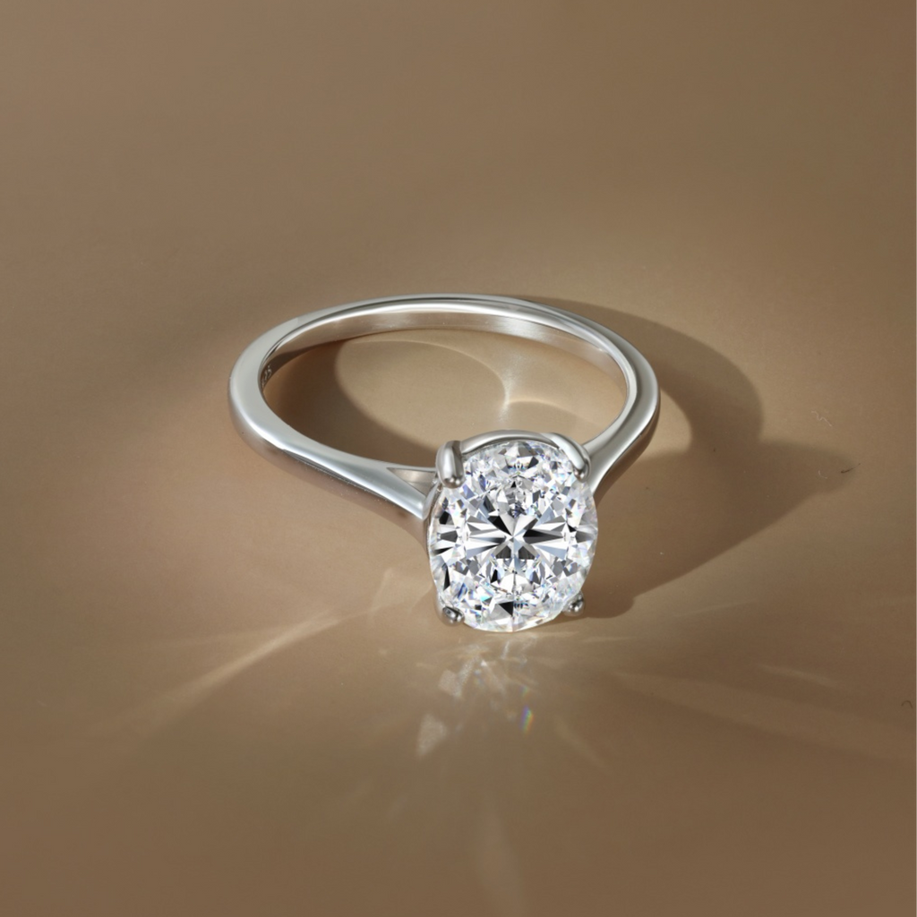 Anillo Minerva Moissanita Oval 3.0CT