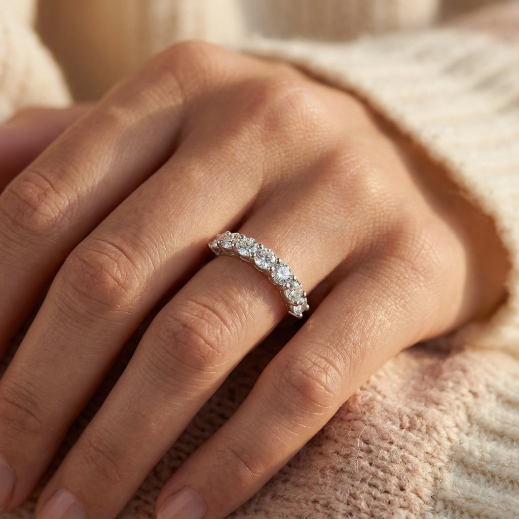 Anillo Octavia Moissanita Redonda 0.7CT