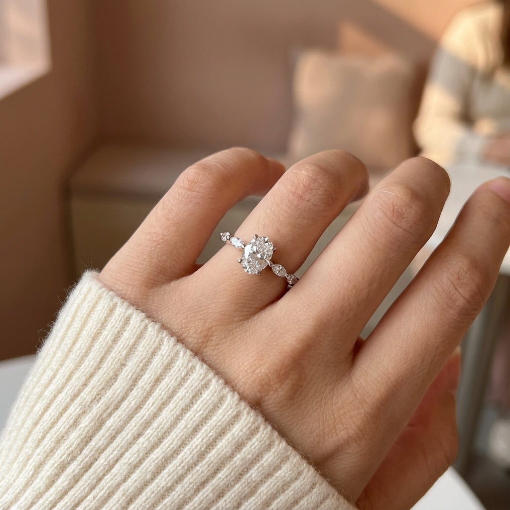 Anillo Victoria Moissanita Oval 0.8CT