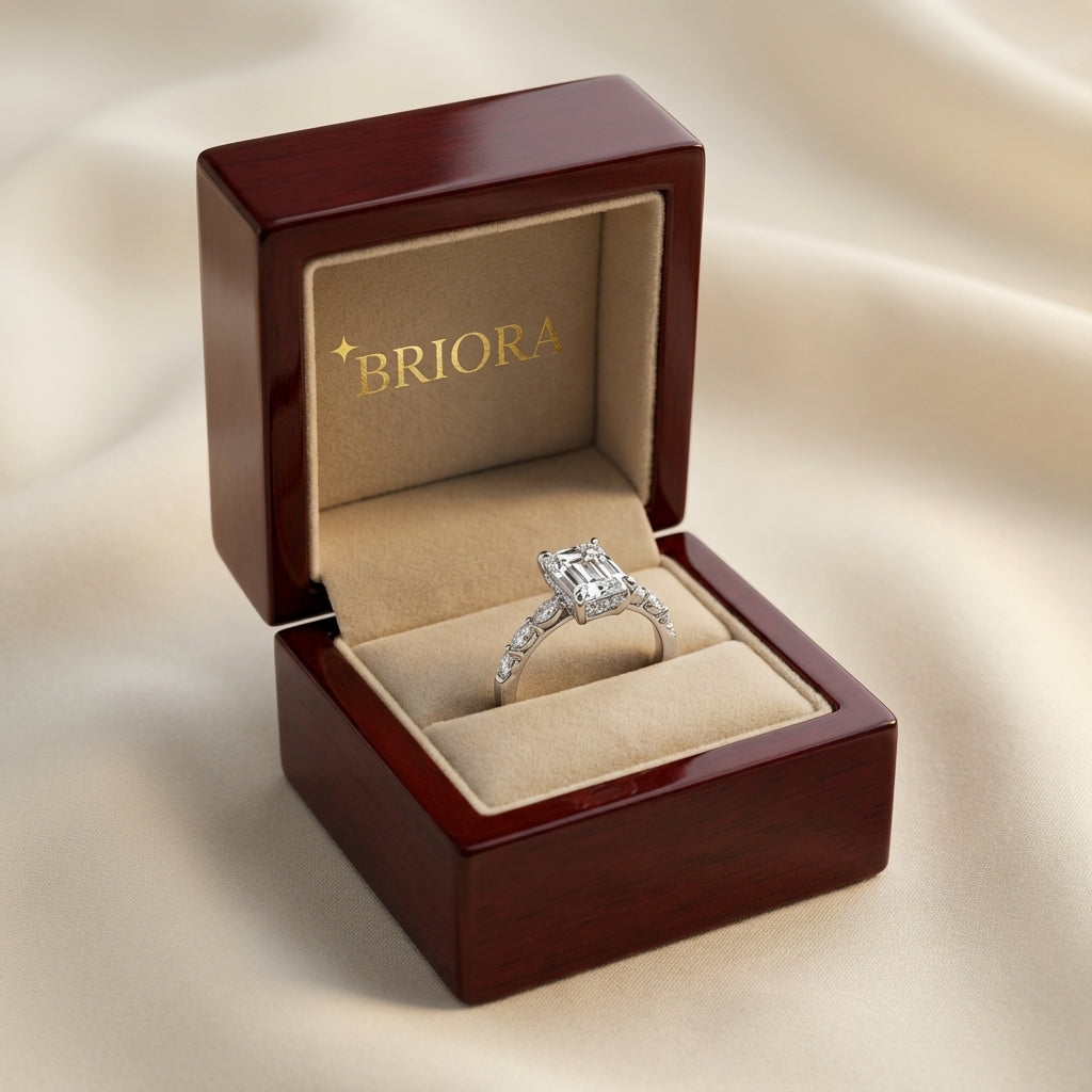 Anillo Aemilia Moissanita Esmeralda 1.0CT