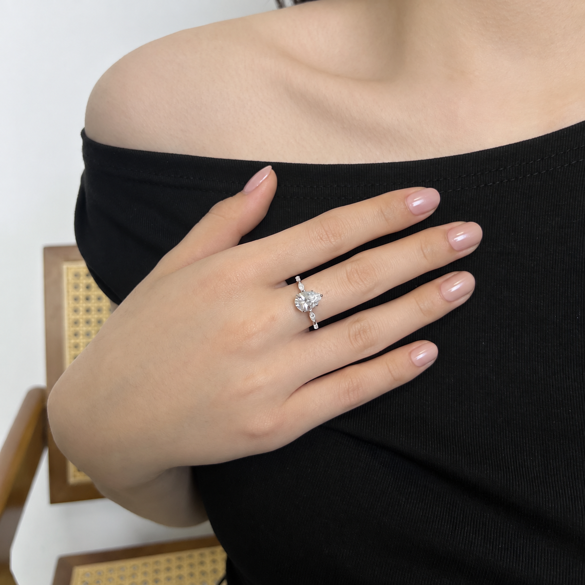 Anillo Moissanita Gota 2.0CT