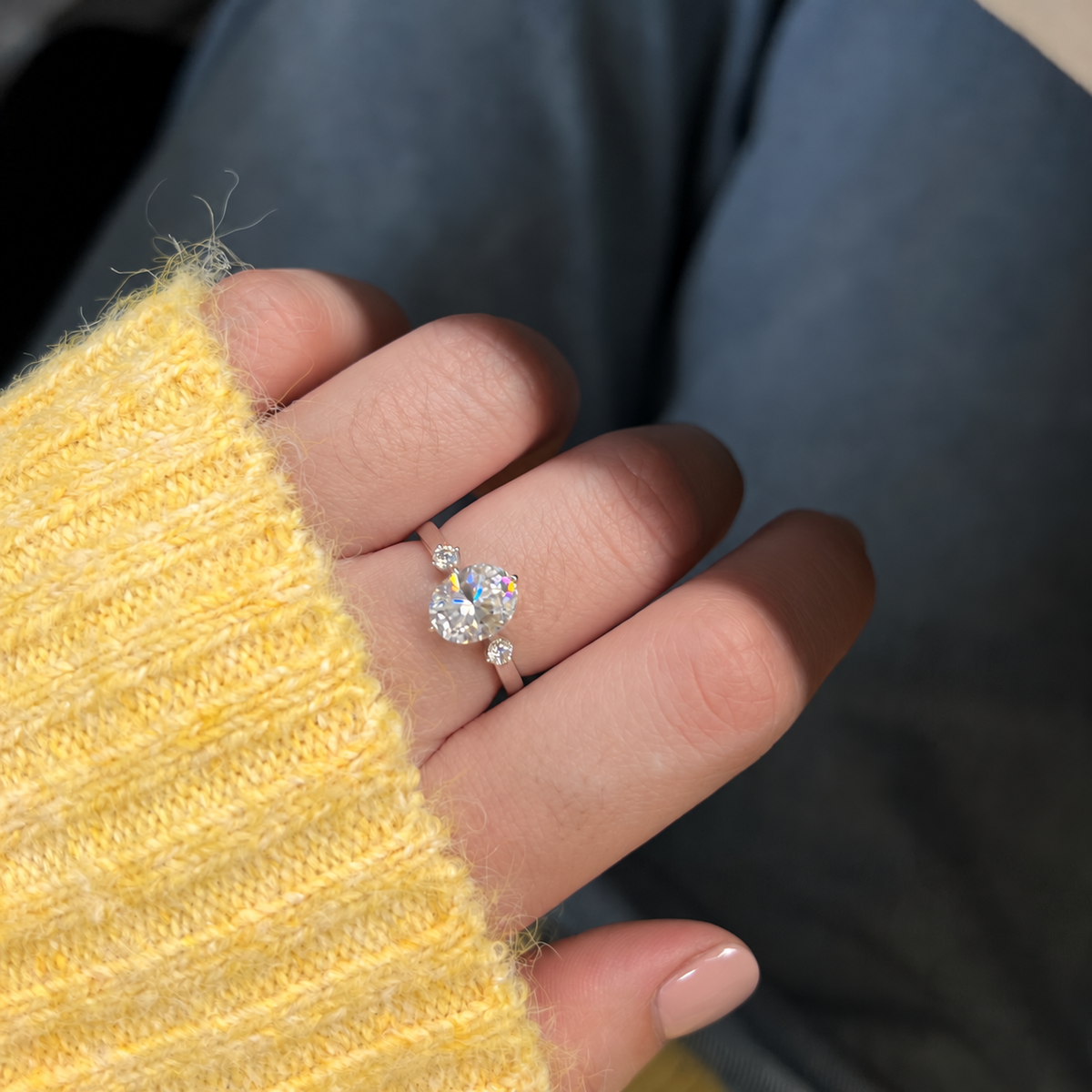Anillo Moissanita Oval 2.0CT