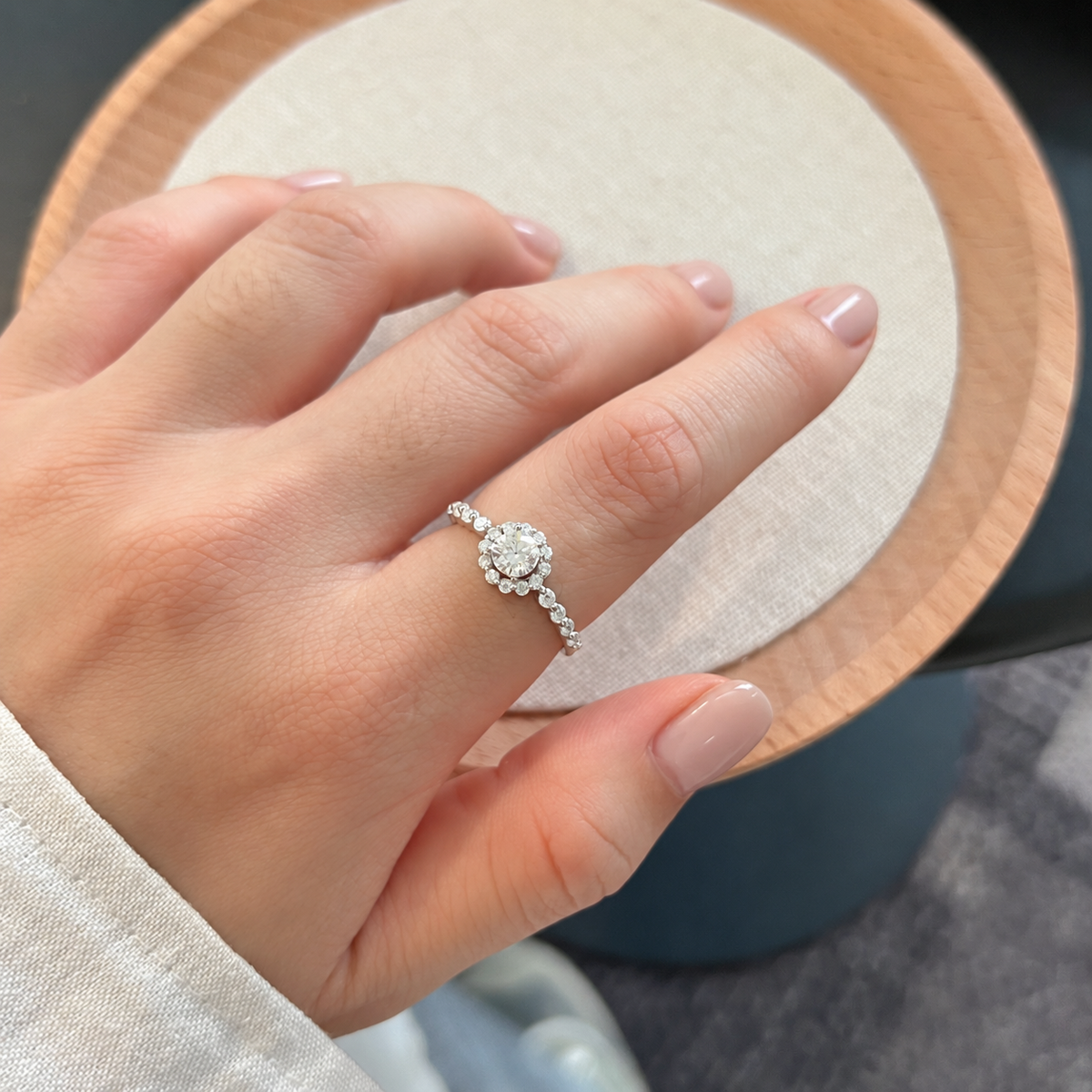 Anillo Moissanita Halo 0.86CT