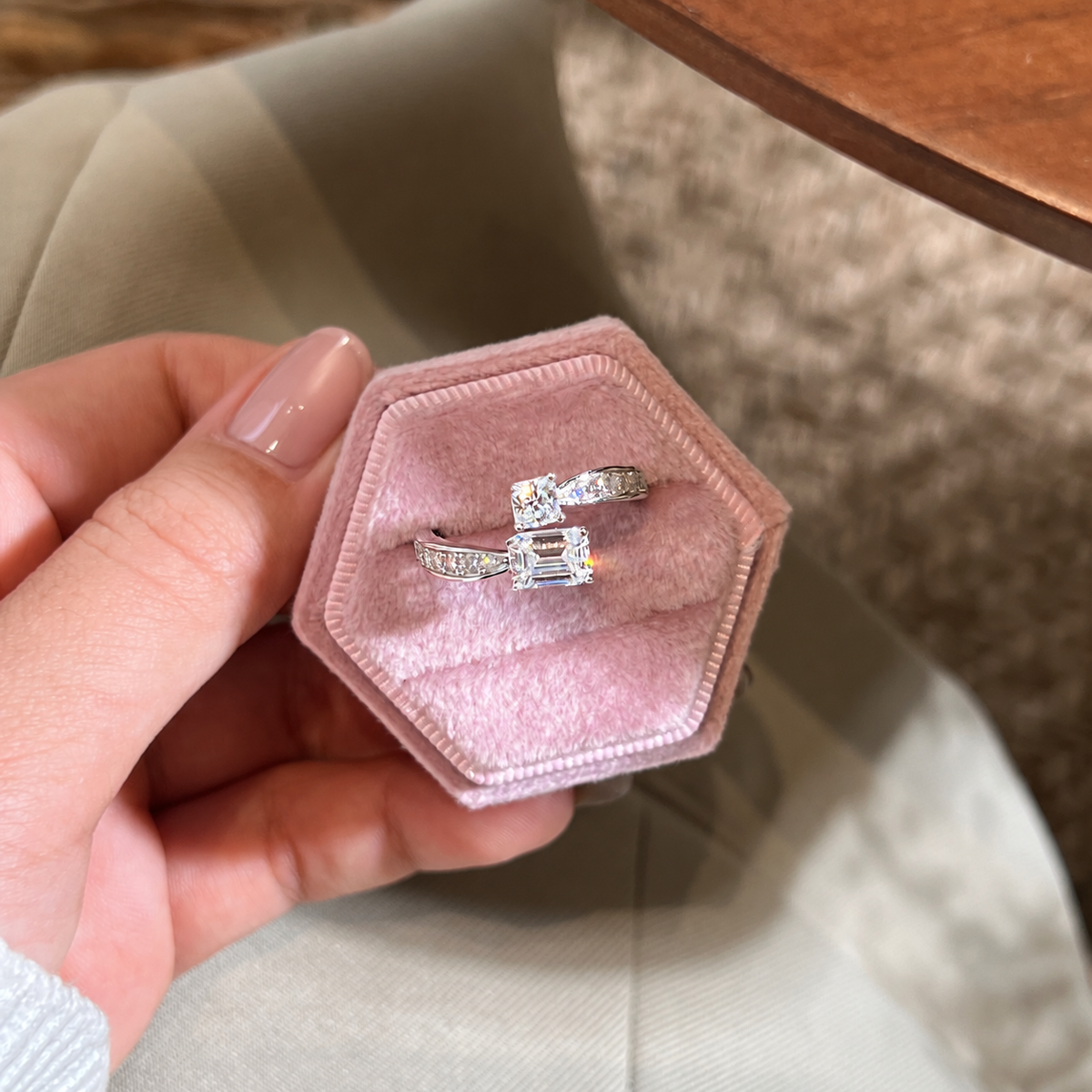 Anillo Moissanita Esmeralda 1.65CT