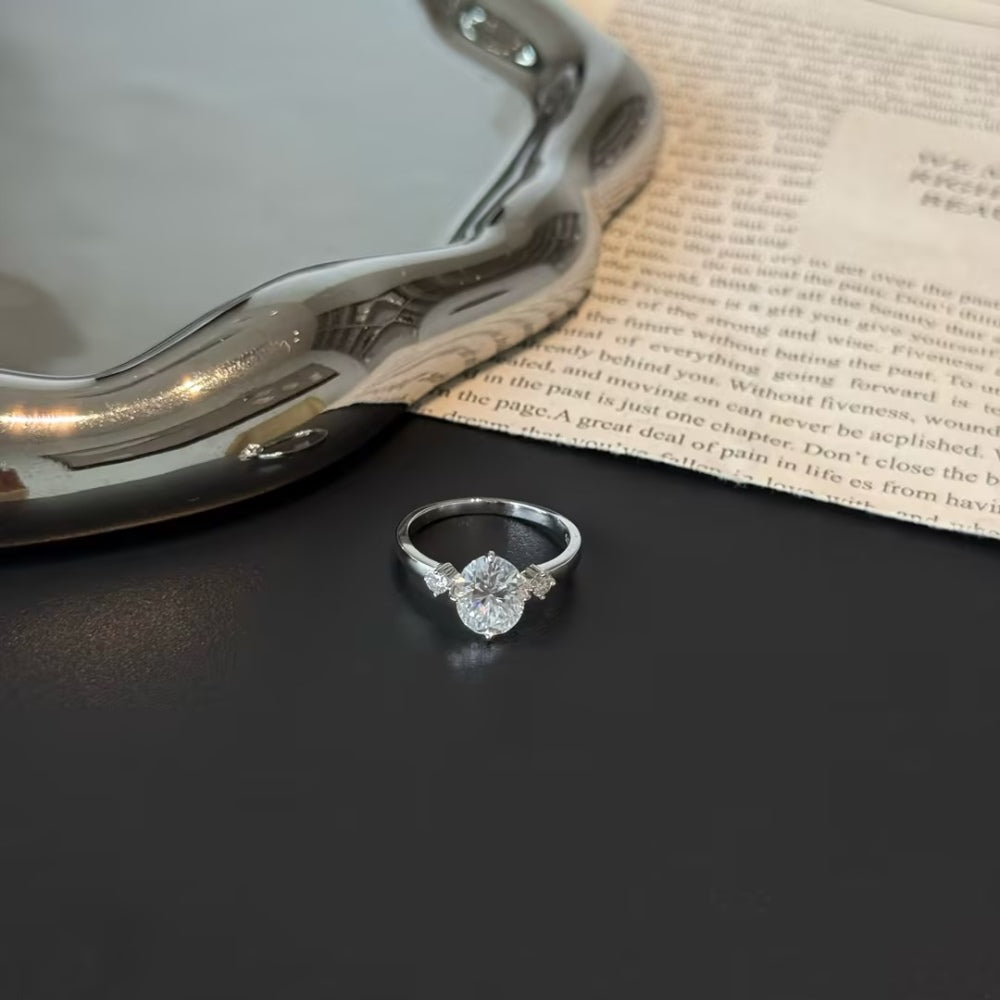 Anillo Moissanita Oval 2.0CT