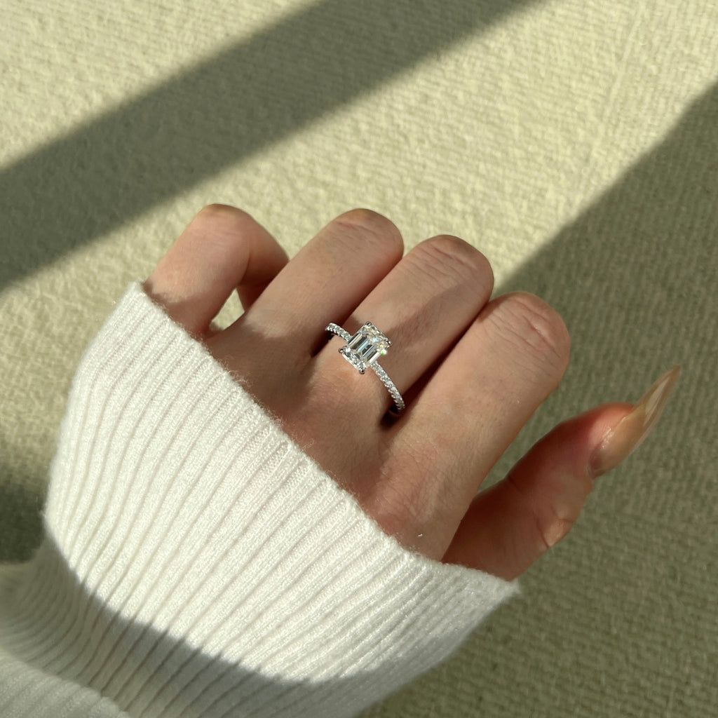 Anillo Moissanita Esmeralda 2.0CT