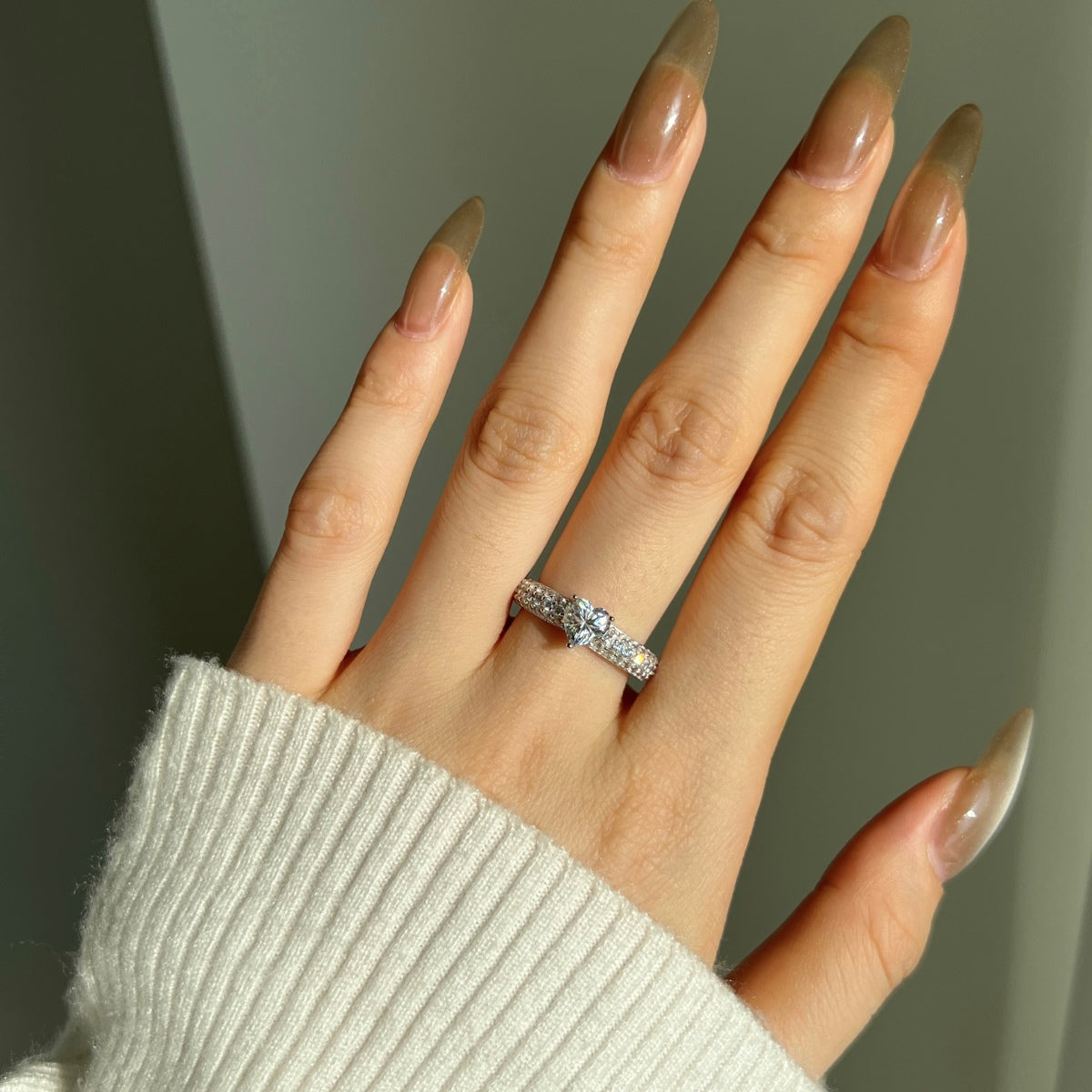 Anillo Moissanita Corazón 0.8CT