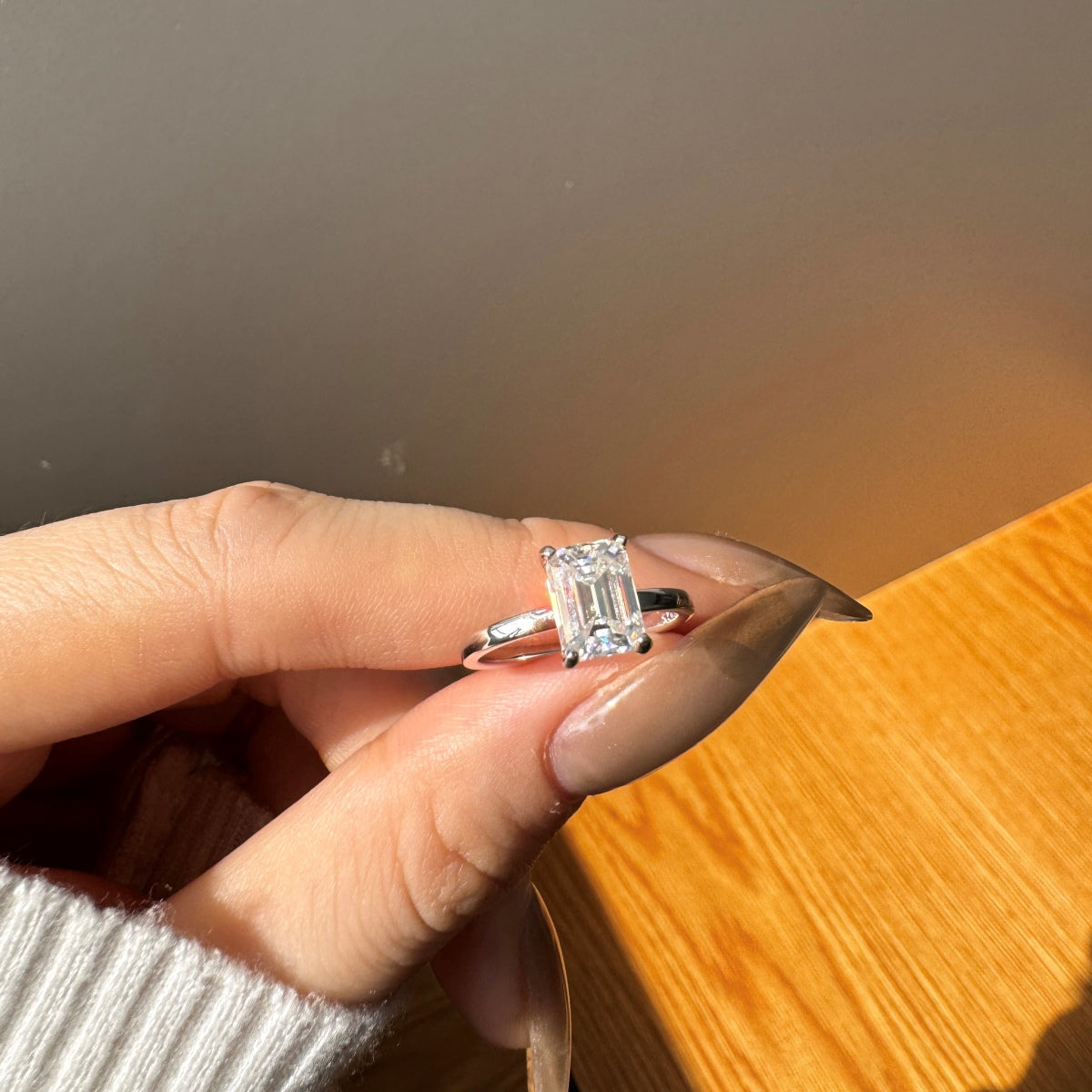 Anillo Moissanita Esmeralda 2.0CT