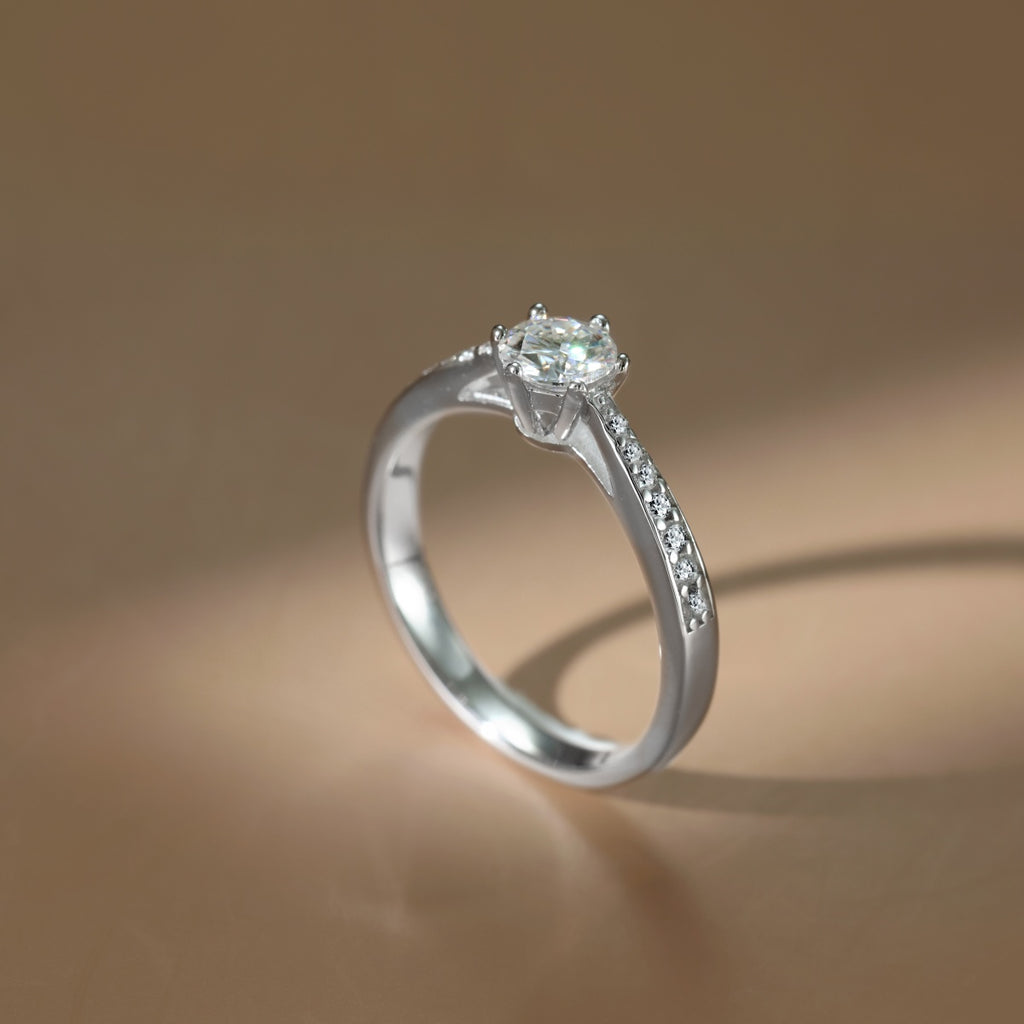 Anillo Moissanita Redonda 0.5CT
