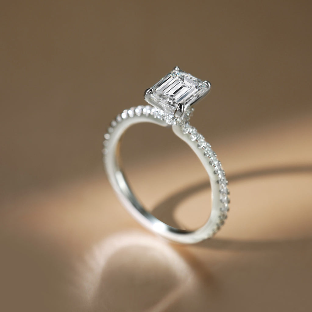 Anillo Moissanita Esmeralda 2.0CT