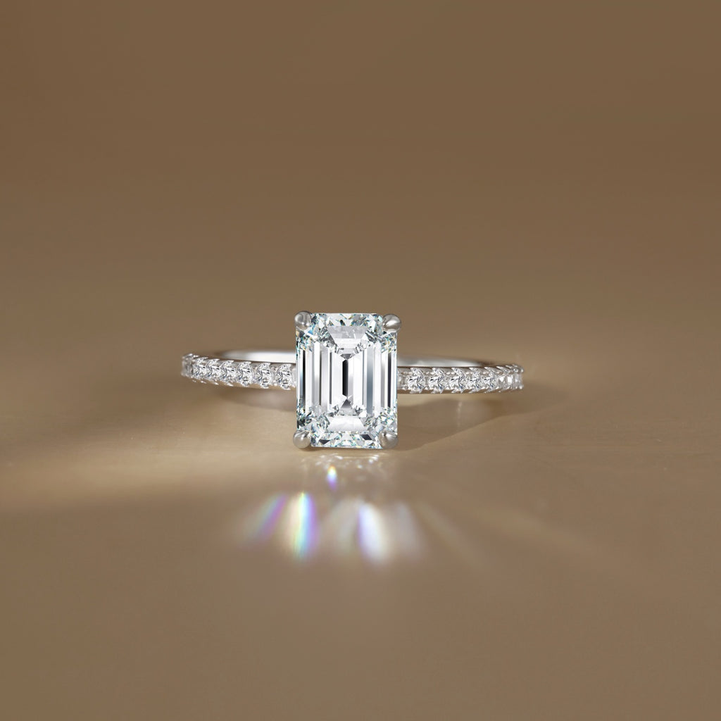 Anillo Moissanita Esmeralda 2.0CT