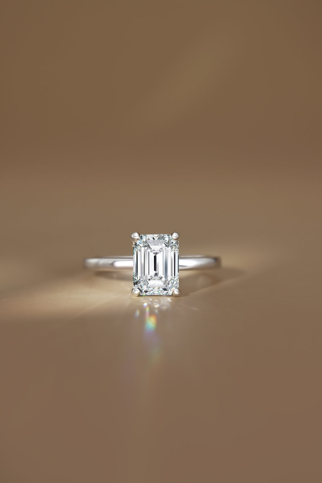 Anillo Moissanita Esmeralda 2.0CT