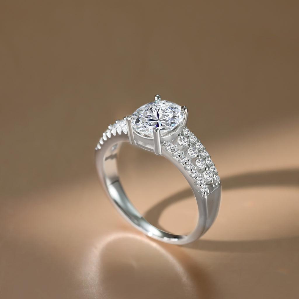 Anillo Moissanita Oval 2.0CT