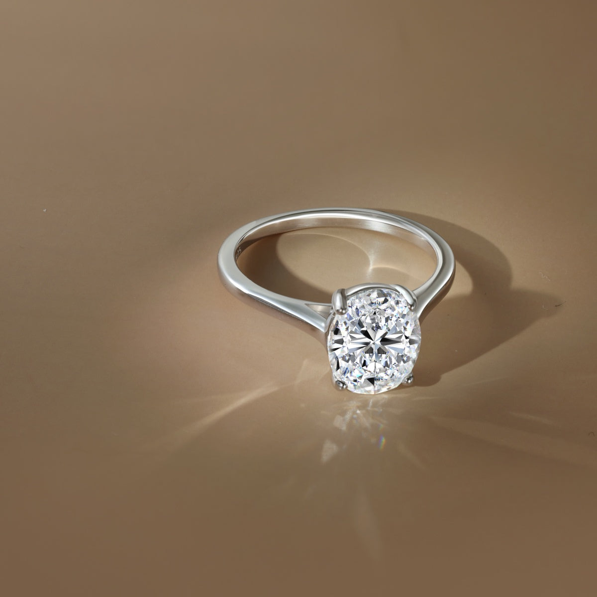 Anillo Moissanita Oval 3.0CT
