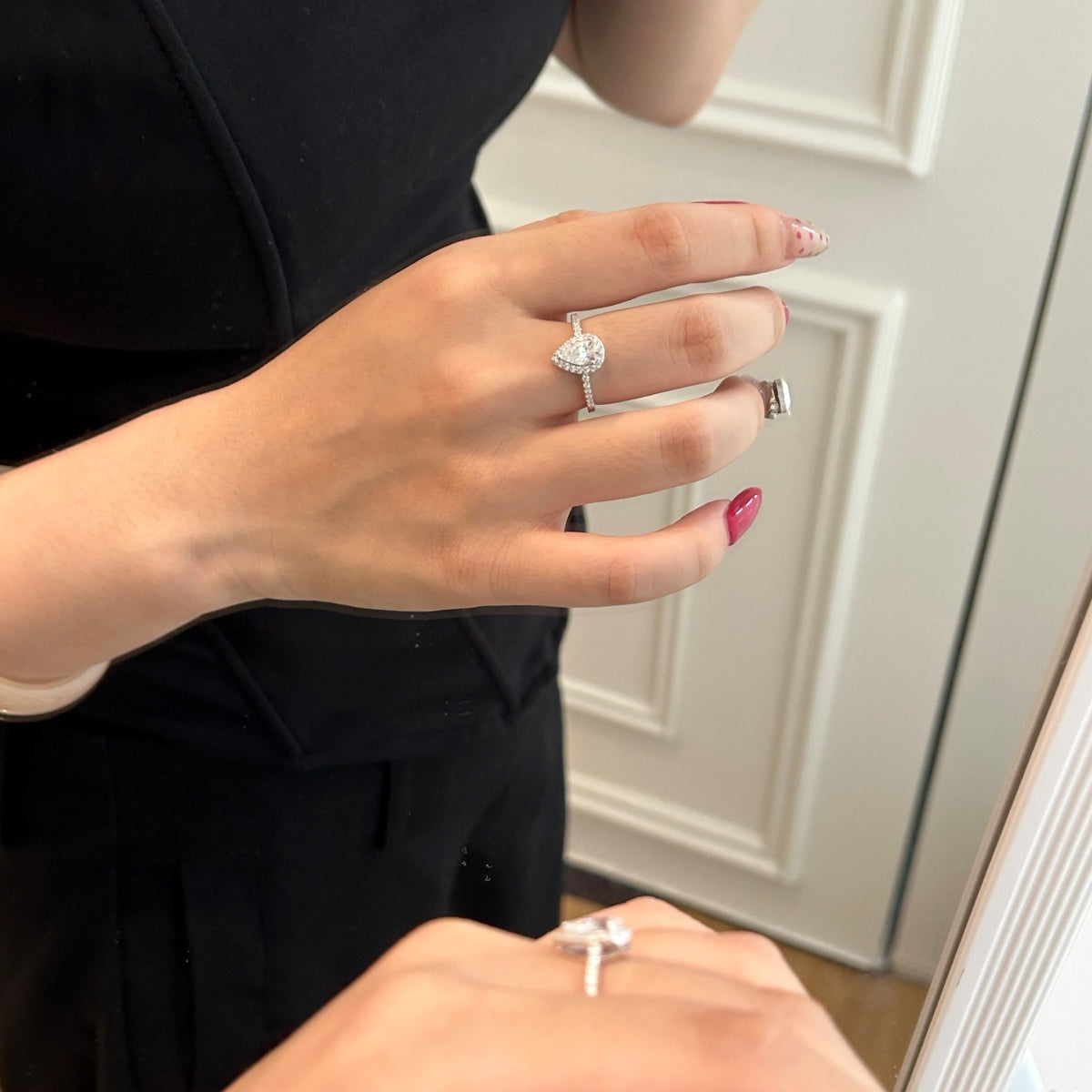 Anillo Moissanita Pera 1.0CT