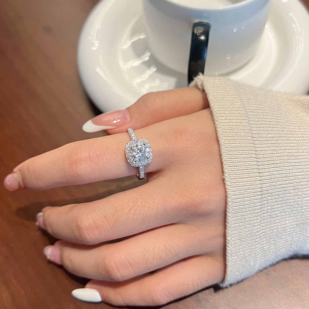 Anillo Moissanita Halo 1.59CT