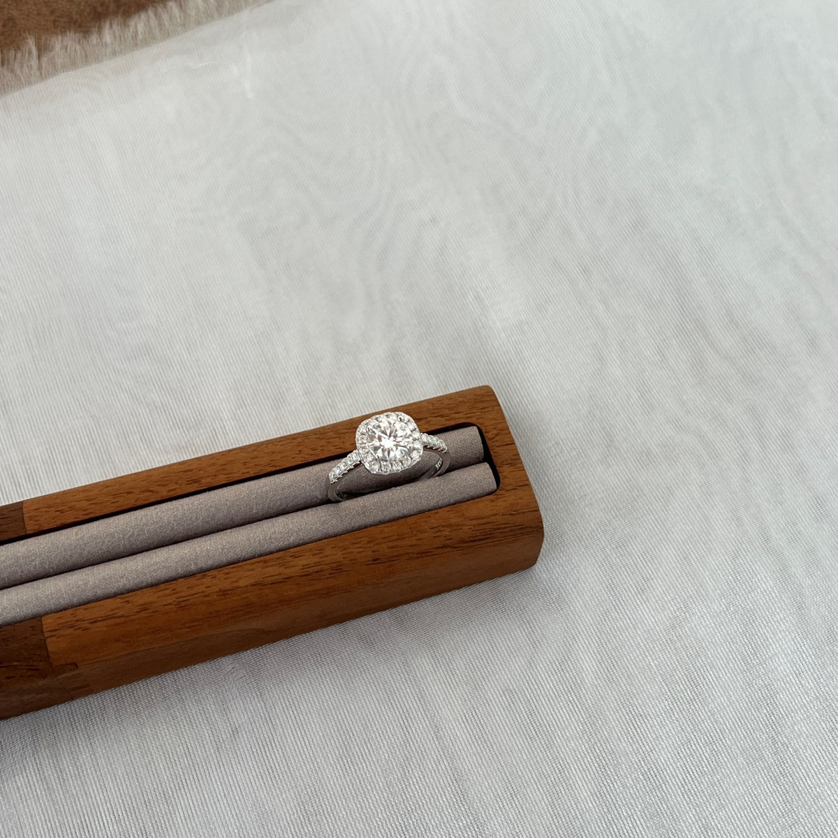 Anillo Moissanita Halo 1.59CT