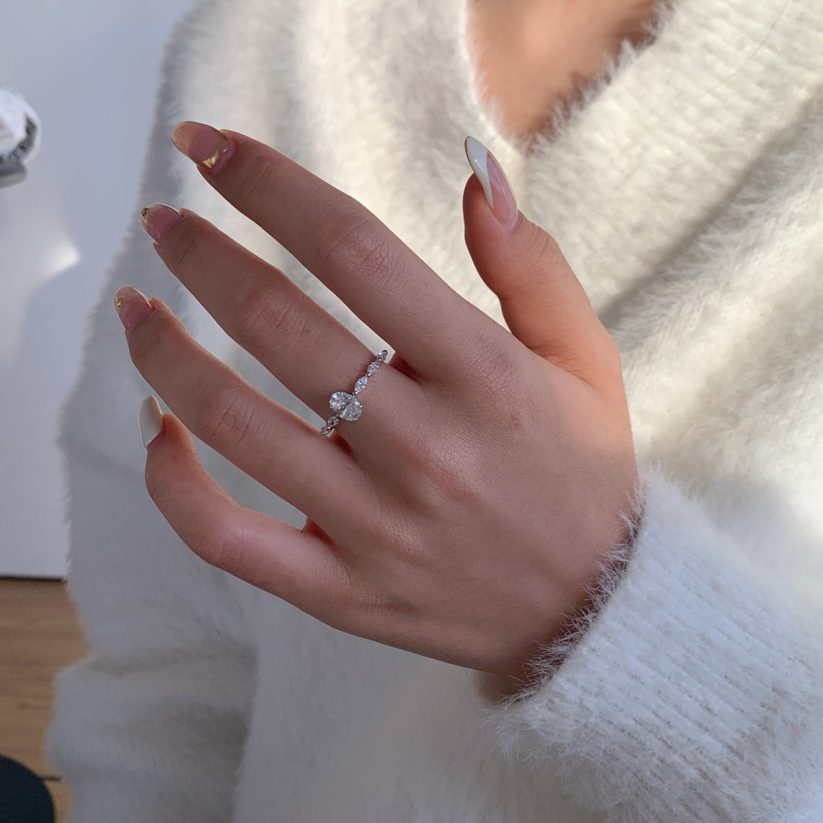 Anillo Moissanita Oval 0.8CT
