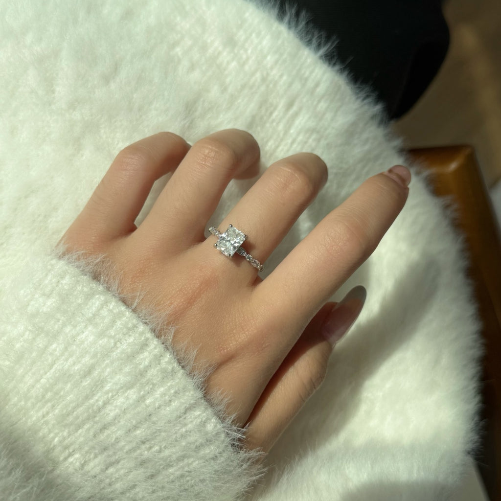 Anillo Moissanita Radiante 2.0CT