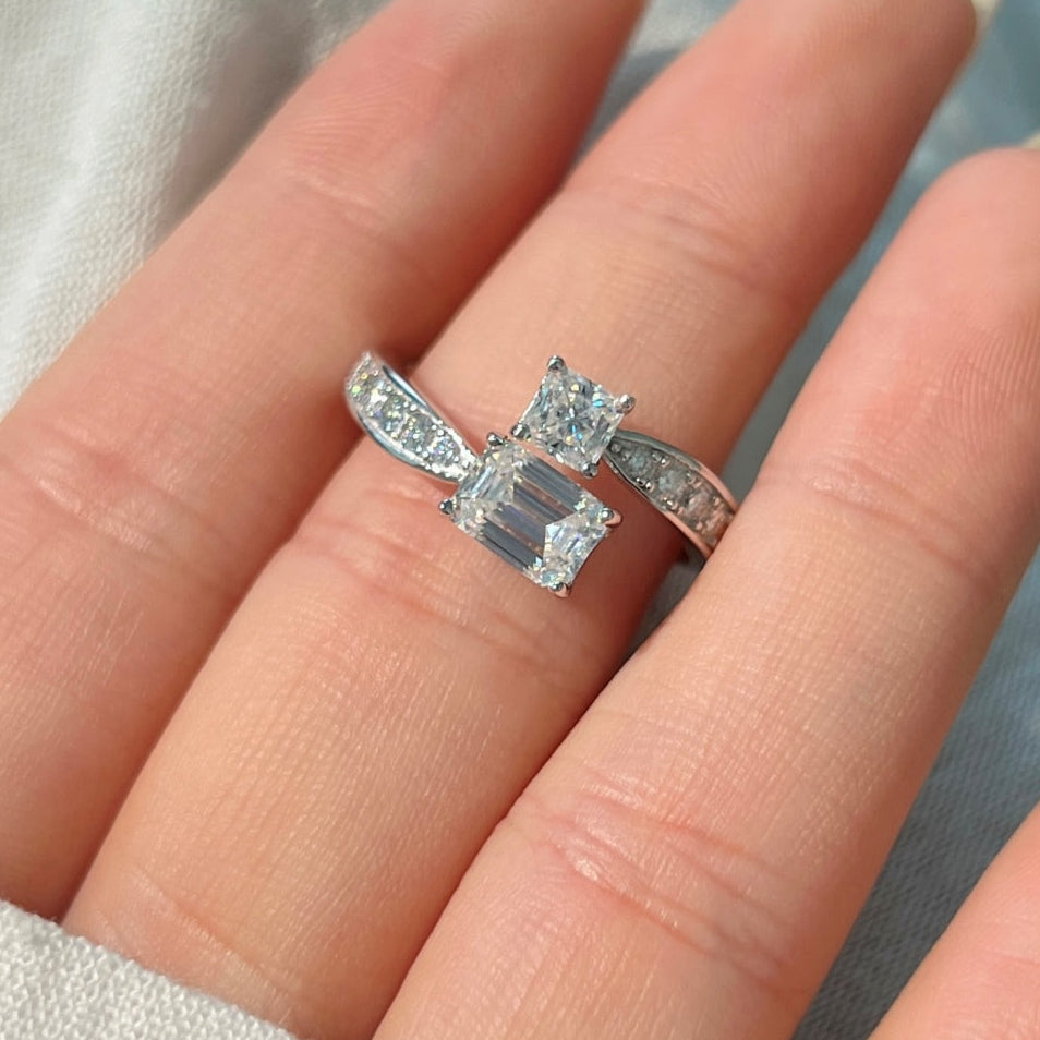 Anillo Moissanita Esmeralda 1.65CT