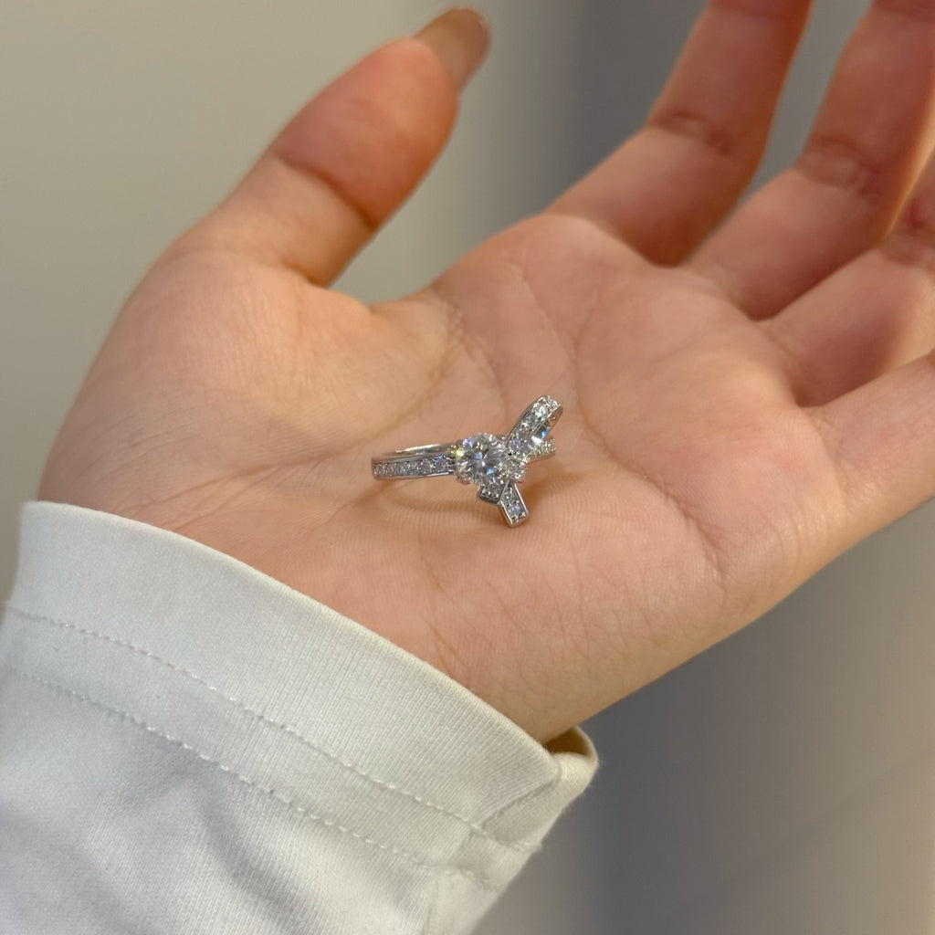 Anillo Moissanita Lazo 0.84CT