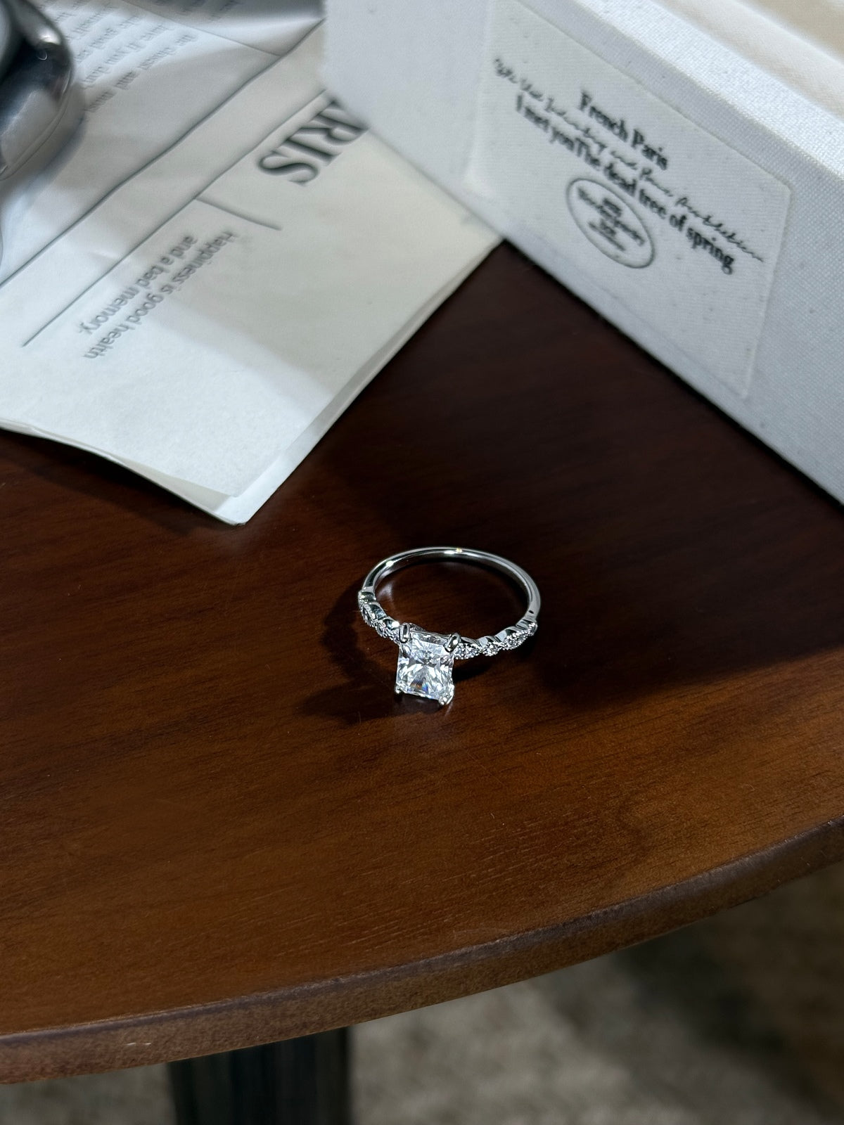 Anillo Moissanita Radiante 2.0CT