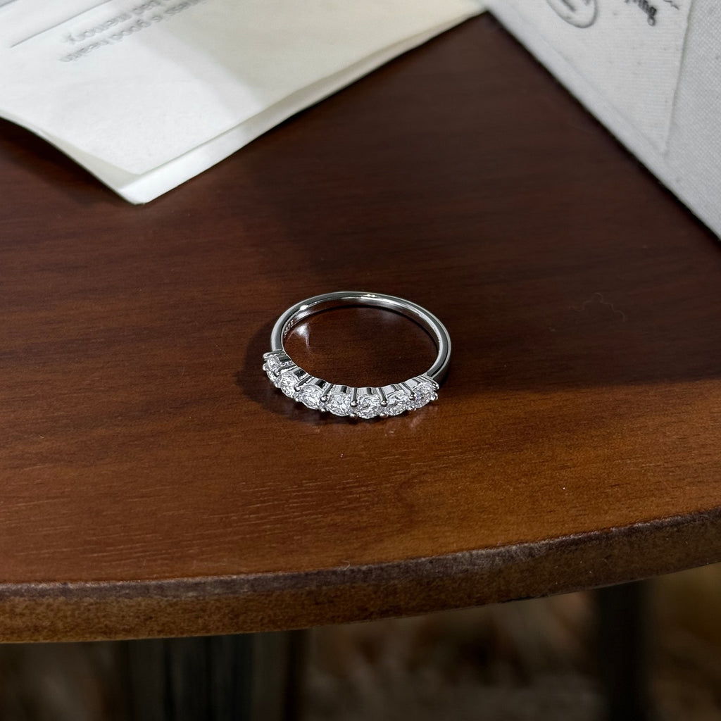 Anillo Moissanita Redonda 0.7CT