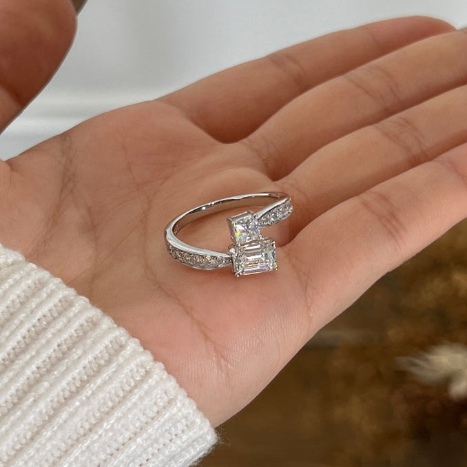 Anillo Moissanita Esmeralda 1.65CT