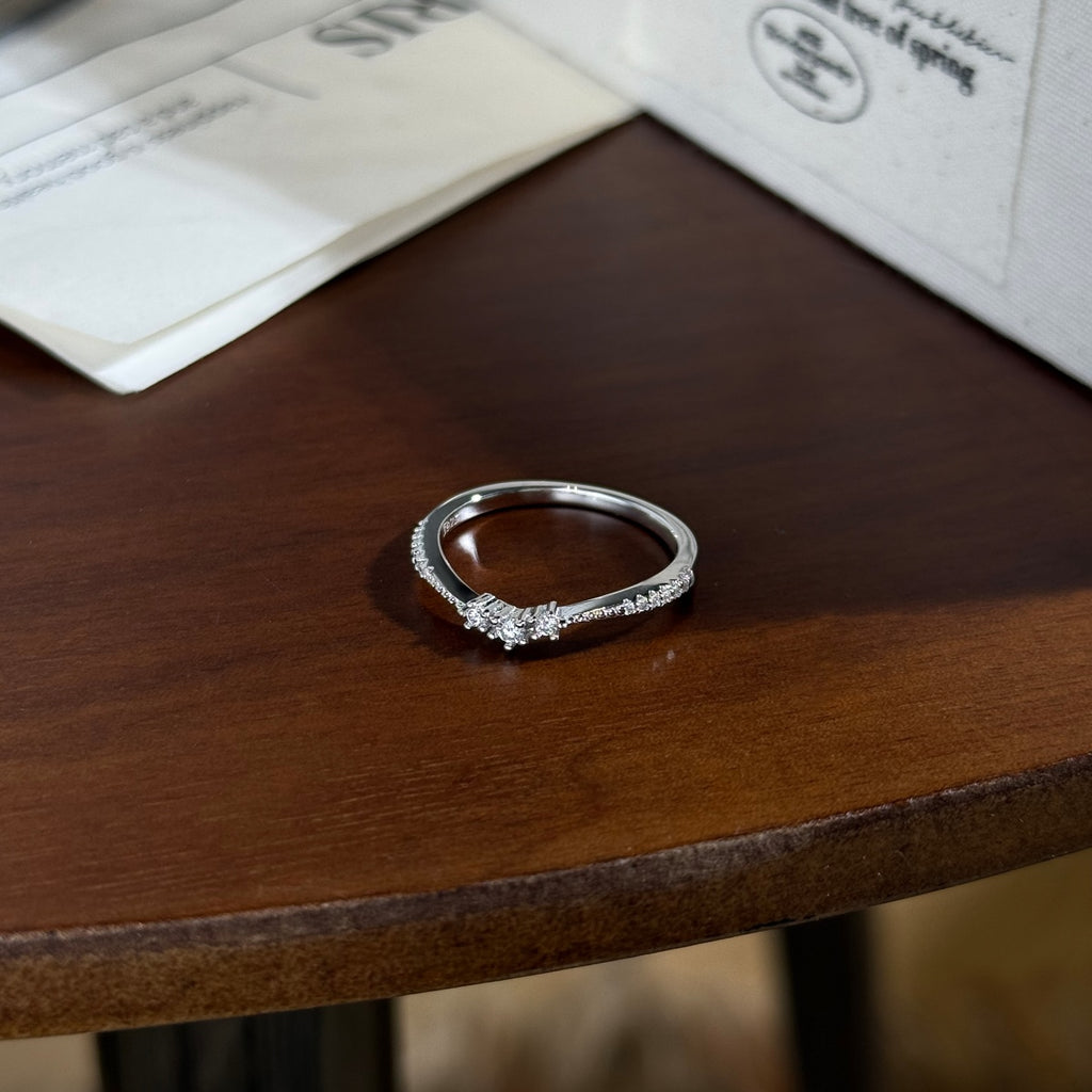 Anillo Moissanita Trío 0.12CT