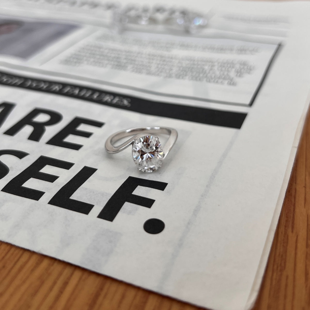 Anillo Moissanita Oval 3.0CT