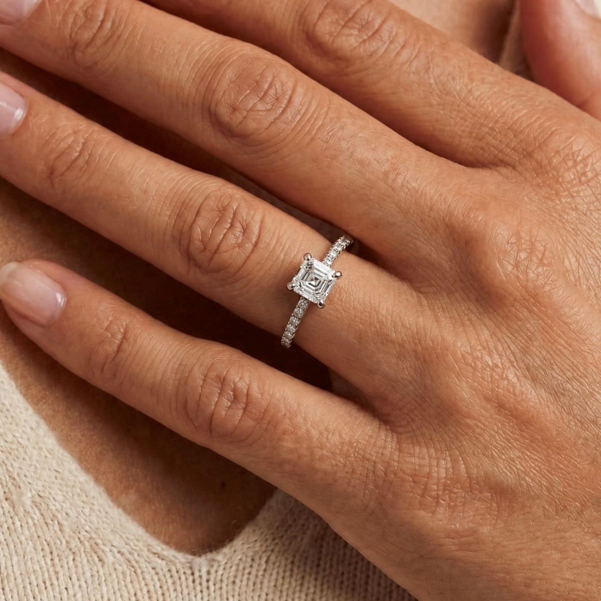 Anillo Moissanita Cuadrada 1.0CT