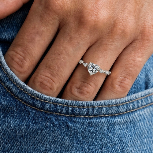 Anillo Moissanita Corazón 1.2CT