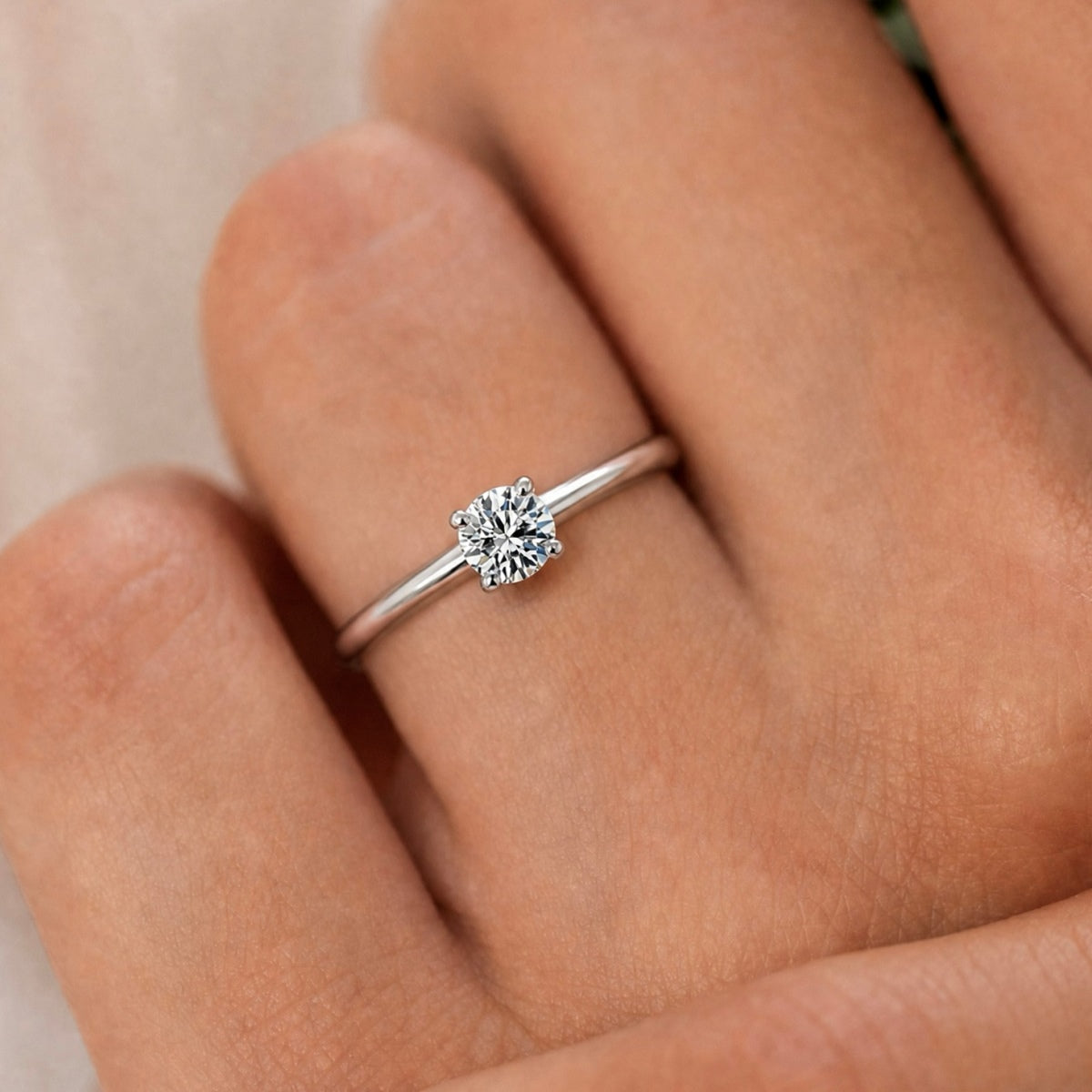 Anillo Moissanita Redonda 0.5CT