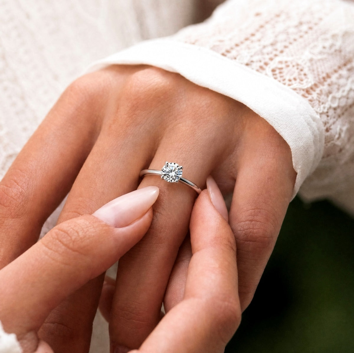 Anillo Moissanita Redonda 1.0CT