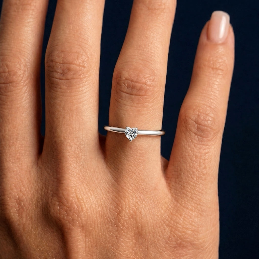 Anillo Moissanita Corazón 0.3CT