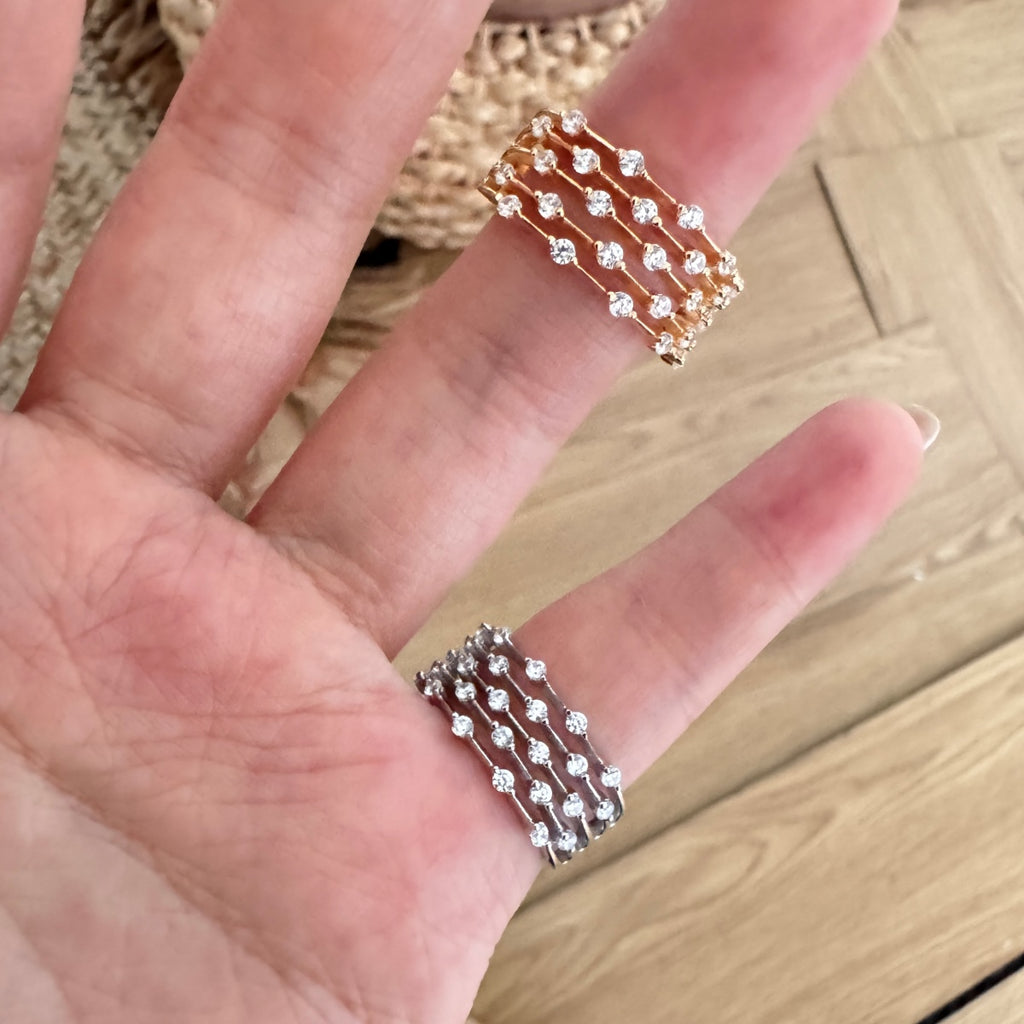 Anillo de bandas de moissanitas 0,54 ct en plata