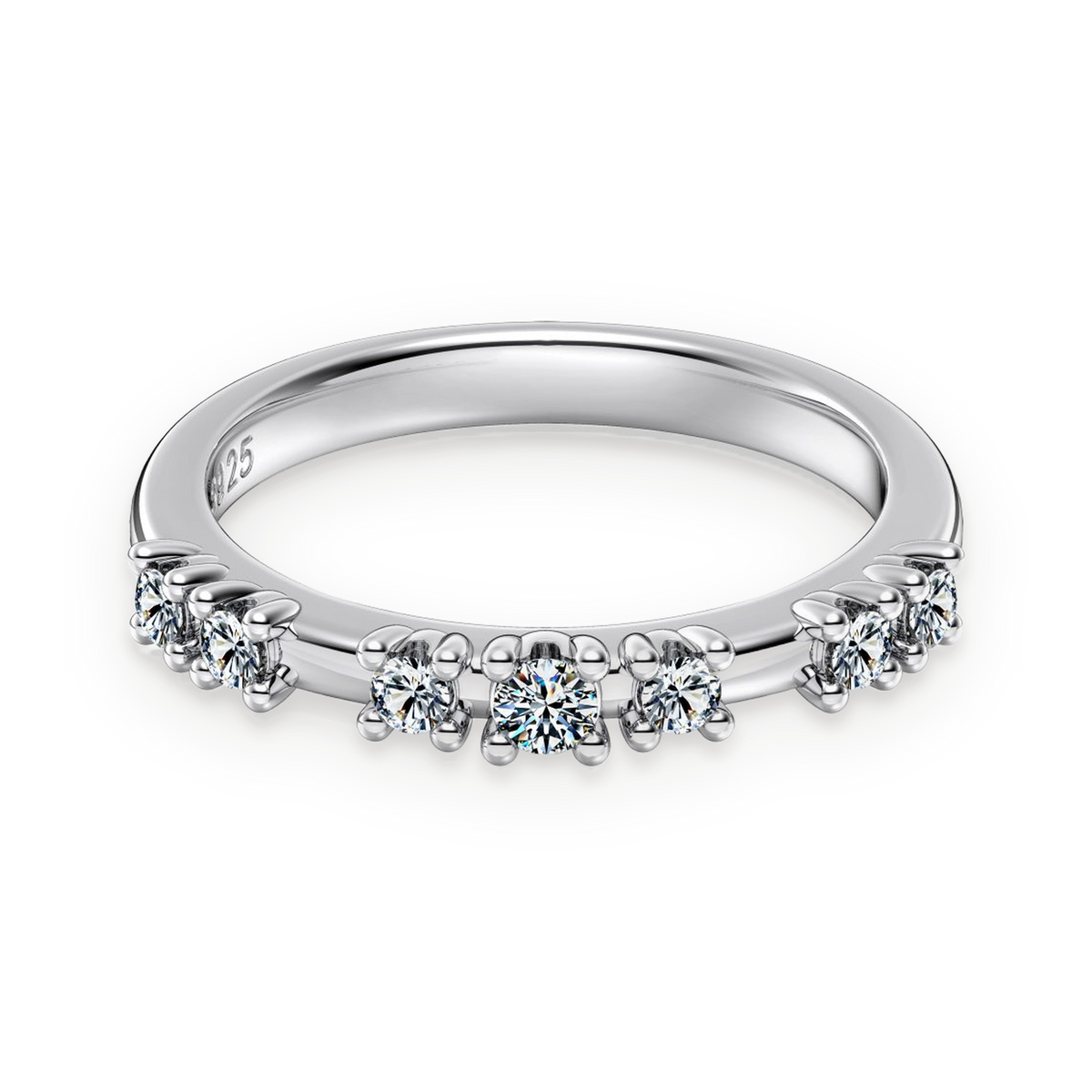 Anillo media alianza de moissanitas 0,06 ct en plata