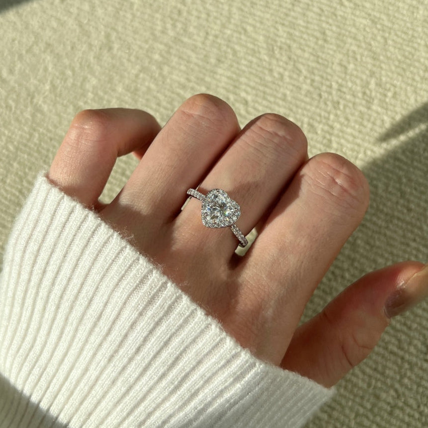 Anillo halo de moissanita 1,0 ct en plata