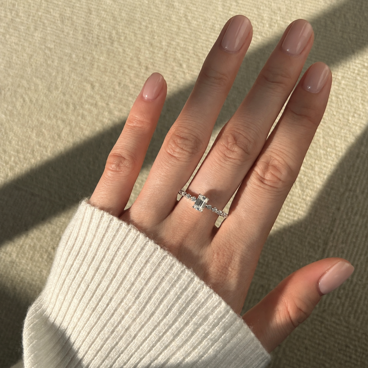 Anillo solitario de moissanita 0,6 ct en plata