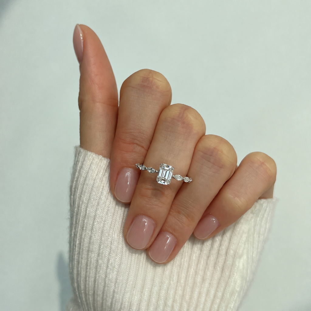 Anillo solitario de moissanita y circonitas 1 ct en plata