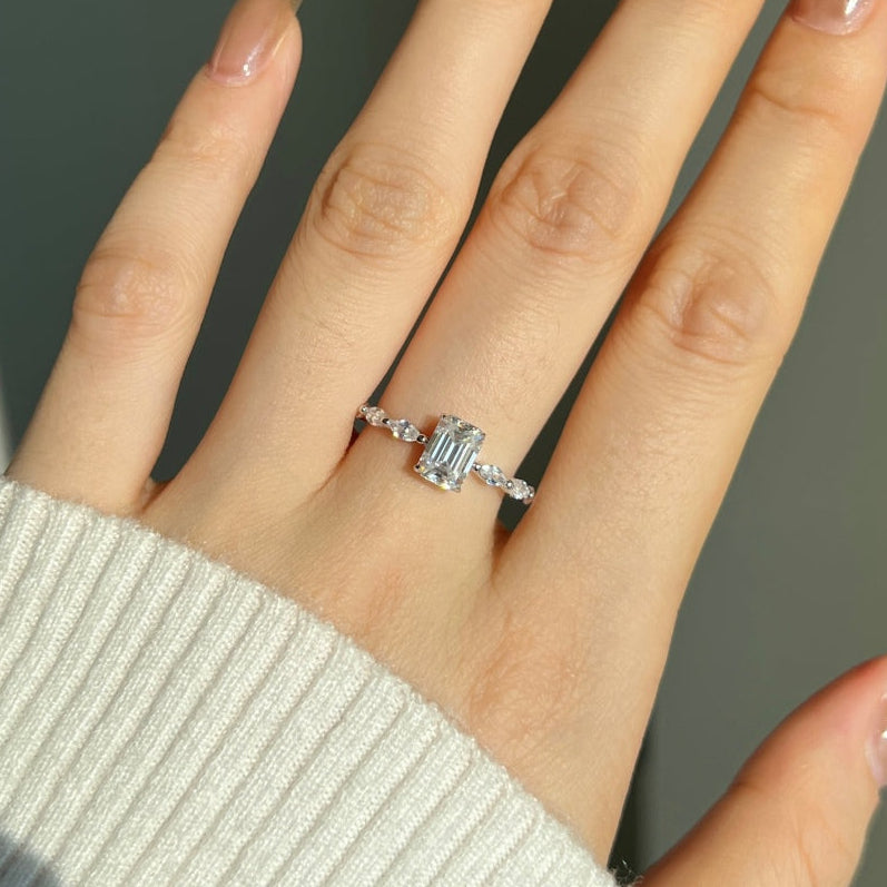 Anillo solitario de moissanita y circonitas 1 ct en plata