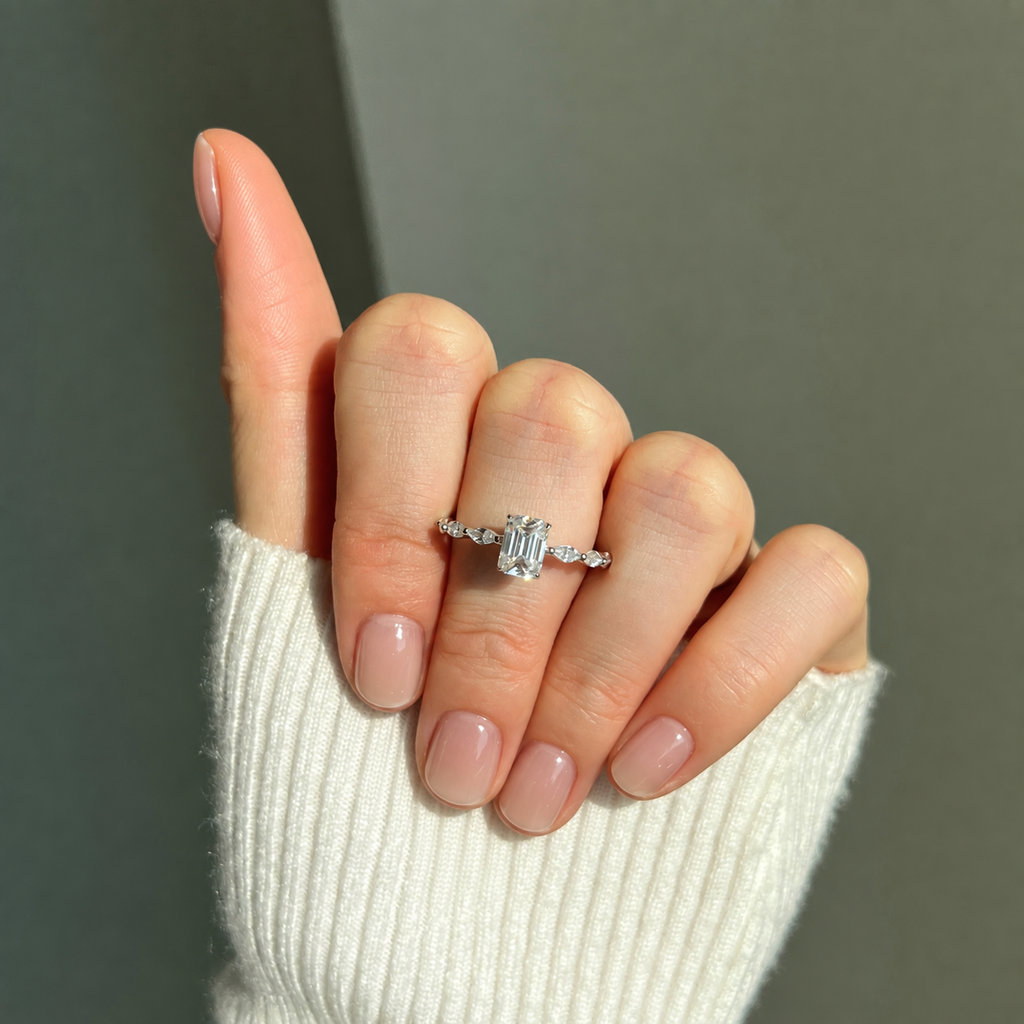 Anillo solitario de moissanita y circonitas 1 ct en plata
