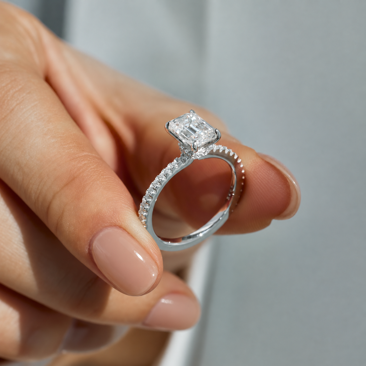 Anillo solitario de moissanita 2 ct en plata