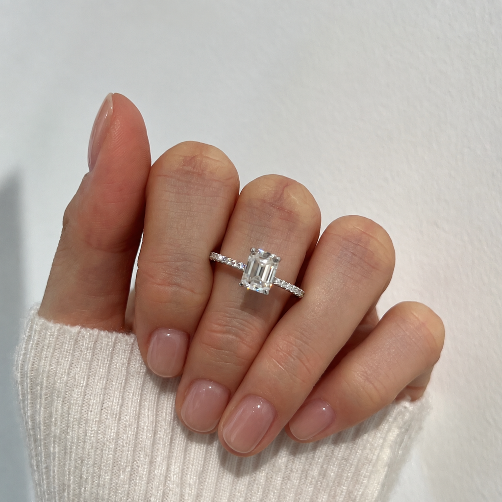 Anillo solitario de moissanita 2 ct en plata