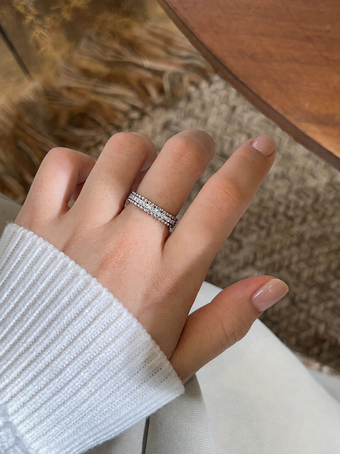 Anillo eternity de moissanitas 0,525 ct en plata