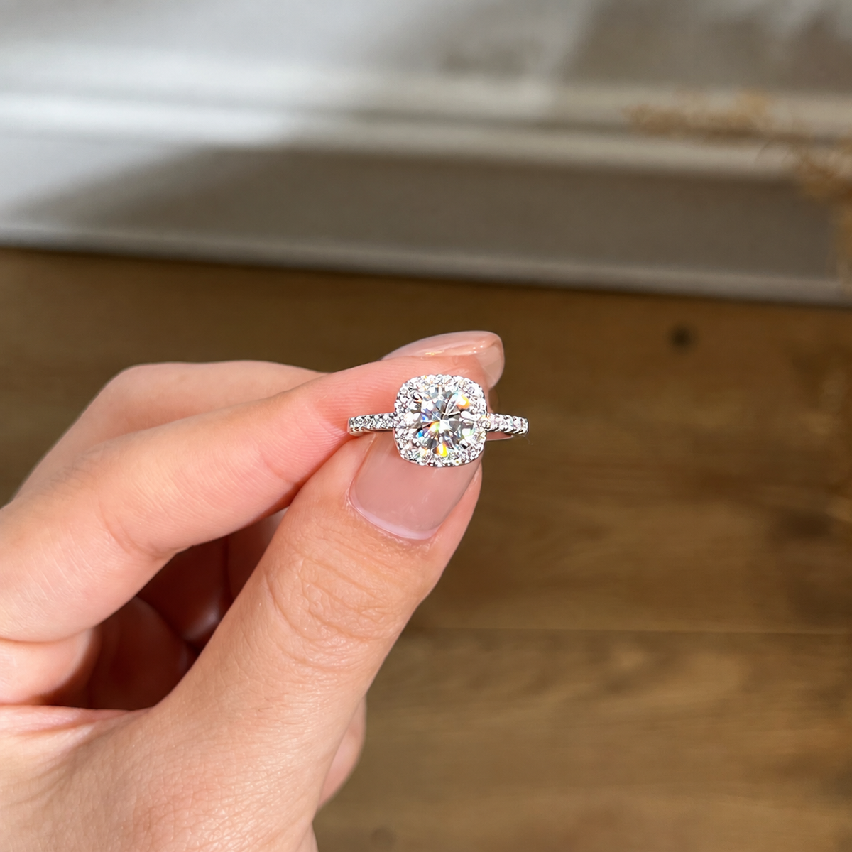 Anillo halo de moissanitas 1,2 ct en plata