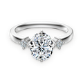 Anillo de tres piedras de moissanitas 2 ct en plata